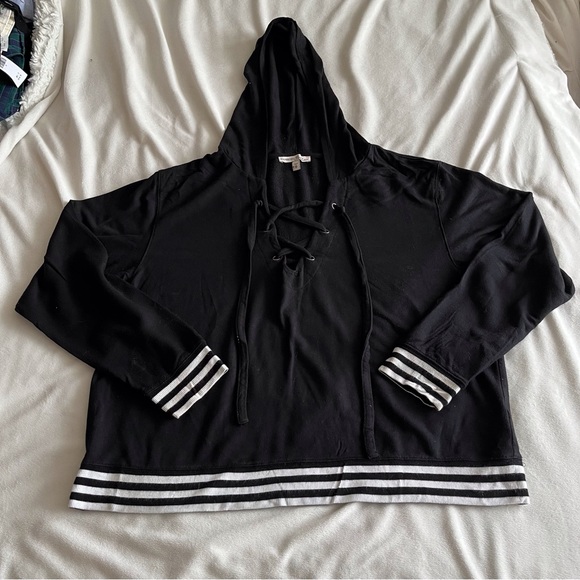 Express One Eleven Soft Black Sweatshirt - Picture 2 of 5